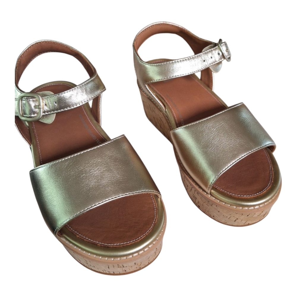 Fitflop Metallic Gold Cork Platform Sandals - Picture 4 of 8